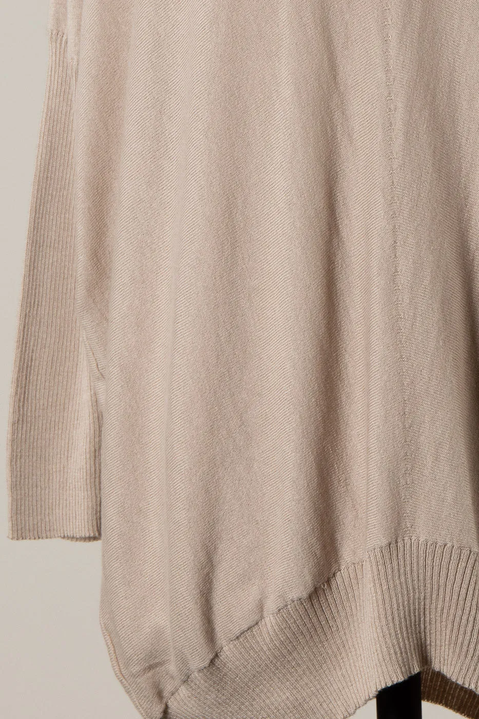 DROPPED SHOULDER HEM V NECK RIBBED TRIM KNIT TUNIC 1 PACK