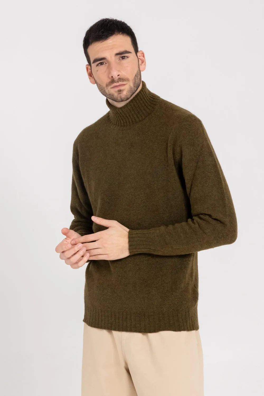 SOFT TOUCH TURTLENECK SWEATER