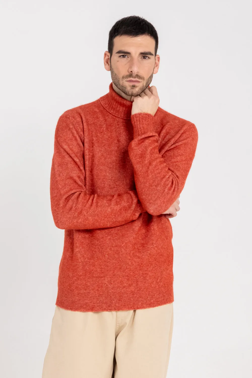 SOFT TOUCH TURTLENECK SWEATER