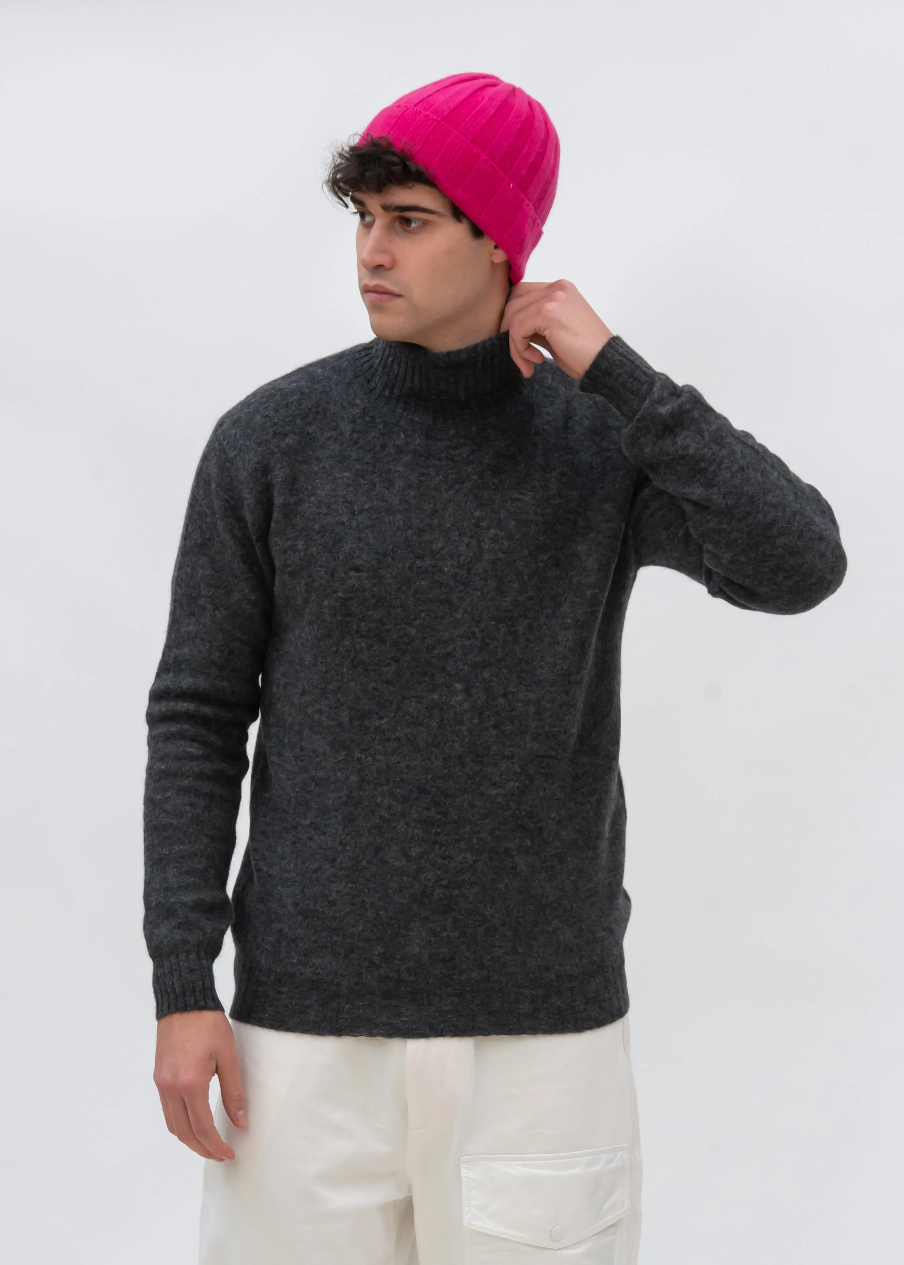 SOFT TOUCH TURTLENECK SWEATER